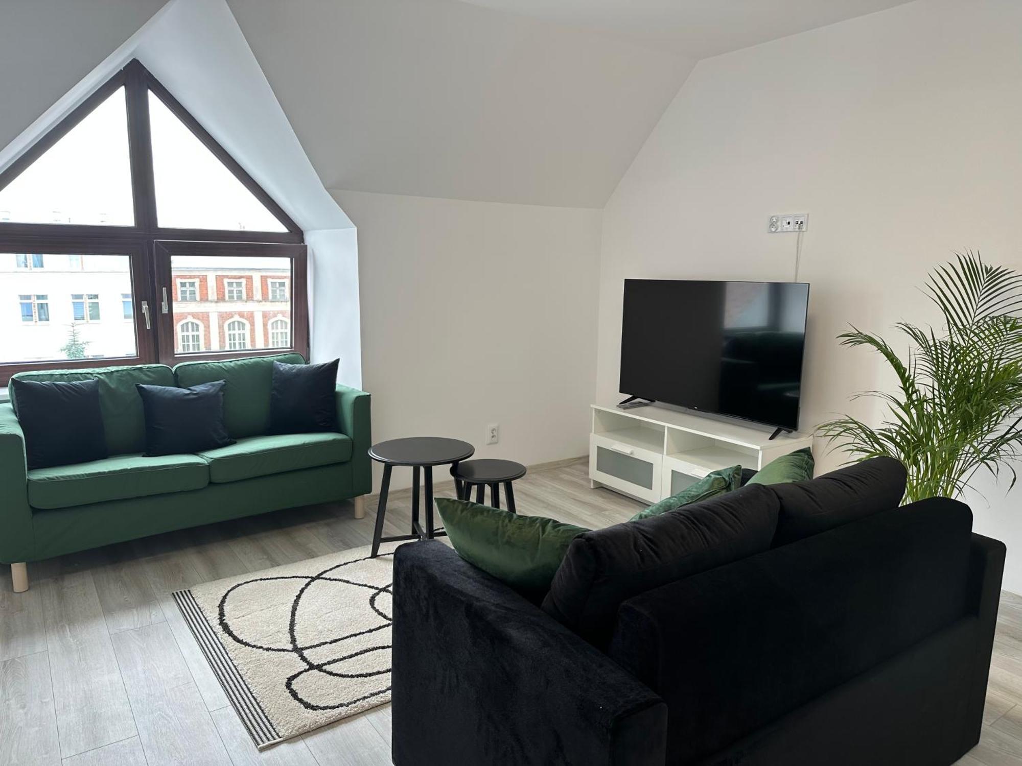 Apartamenty Przy Deptaku ชวีโนวิชแจ ภายนอก รูปภาพ
